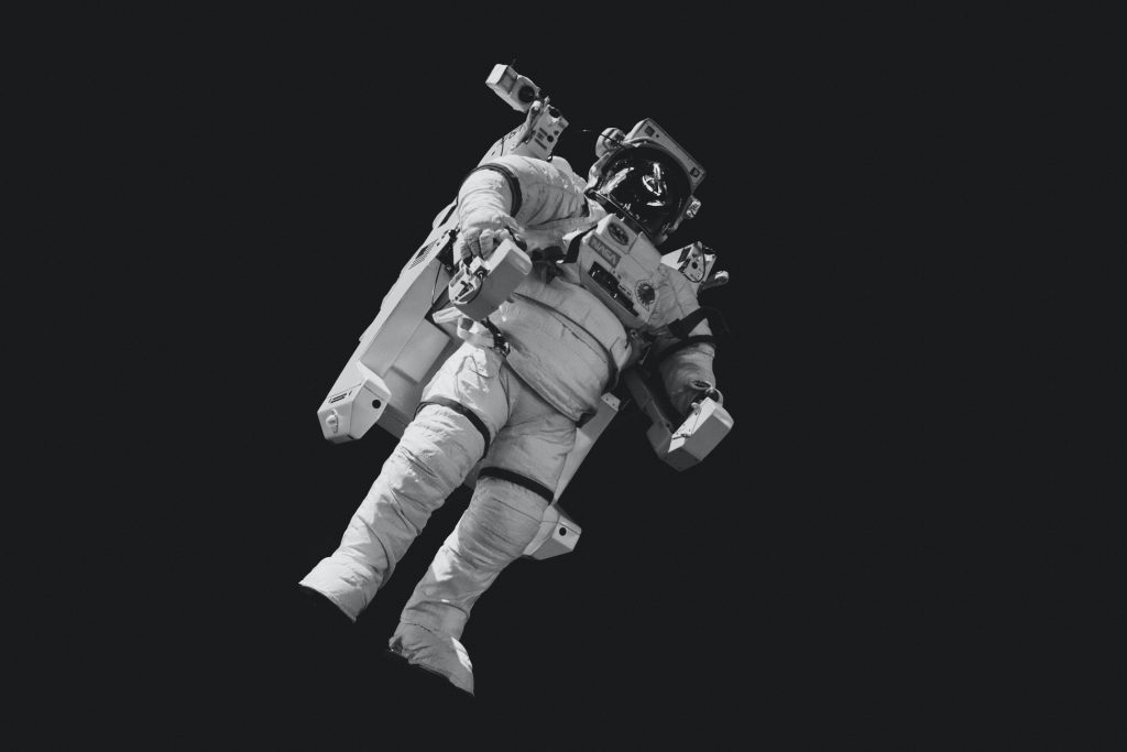 【心理テスト】宇宙旅行の計画でわかる あなたの○○○の過去と未来