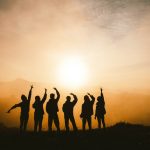 「社会人サークル」に出会いはある? メリットと注意点について