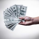 【心理テスト】10万円の使い方でわかる!あなたのモテ要素診断