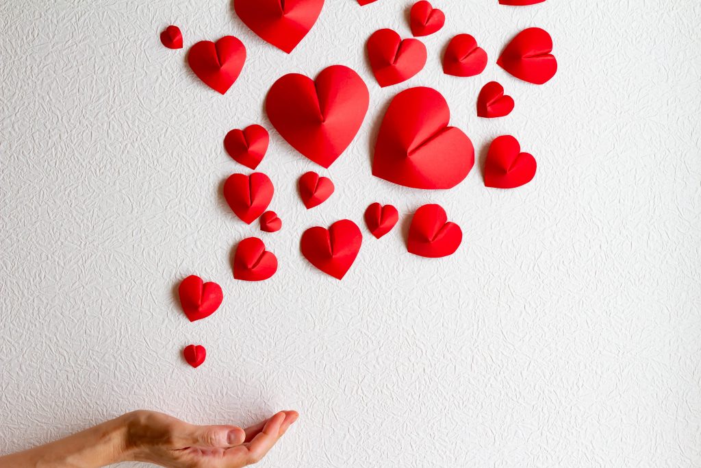 《恋愛占い》｜『既に心に決めています…』あなたの片想いの最後を伝えます！