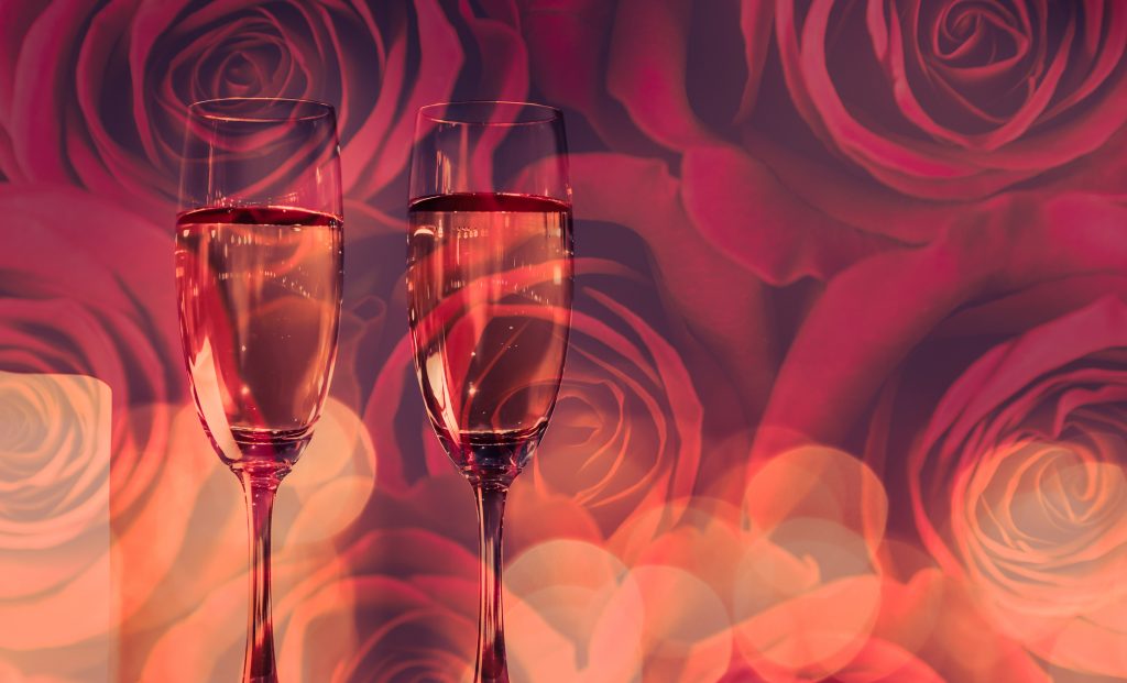 水晶玉子の“本気不倫占い”｜『全て捨てても貫きたい…』あの人は今の不倫関係に何思う？