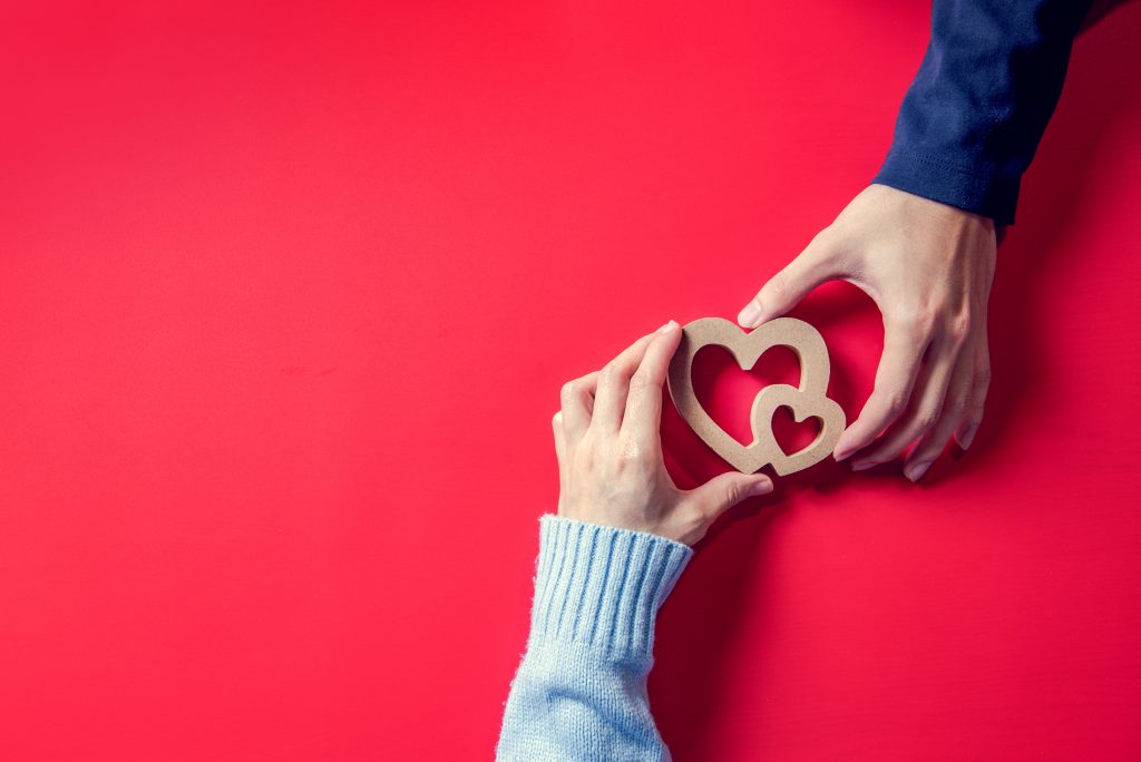 恋愛占い｜なんか近い彼…『私の気のせい？』思惑＆本心＆次転機