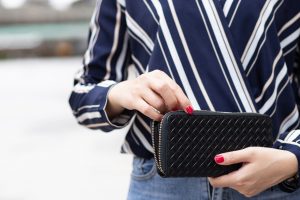 心理テスト｜財布の中身からわかる！あなたが「玉の輿に乗るチャンス」