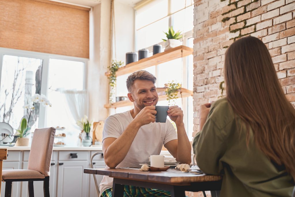 木下レオンの恋愛占い｜”好き”が止まらない…『あなたへの想い』＆『恋の行方』