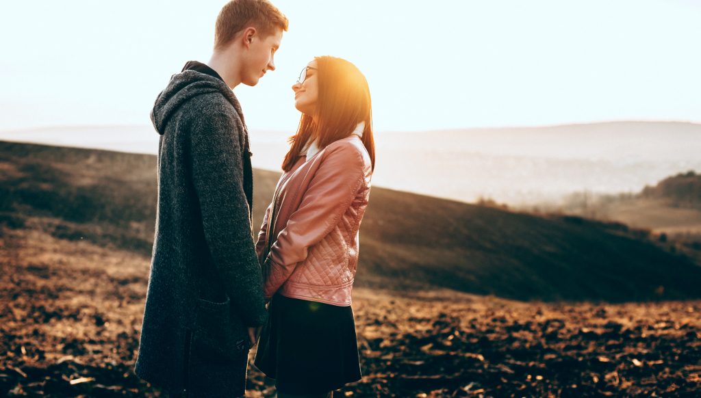 恋愛占い｜『私…友達の中の１人？特別な１人？』あの人にとっての“あなた”