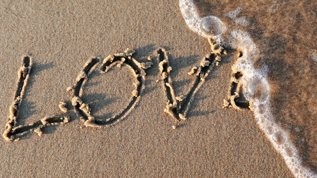 恋愛占い｜会えないし、連絡もない…『それでも片想い叶う？』『あの人とどうなる？』