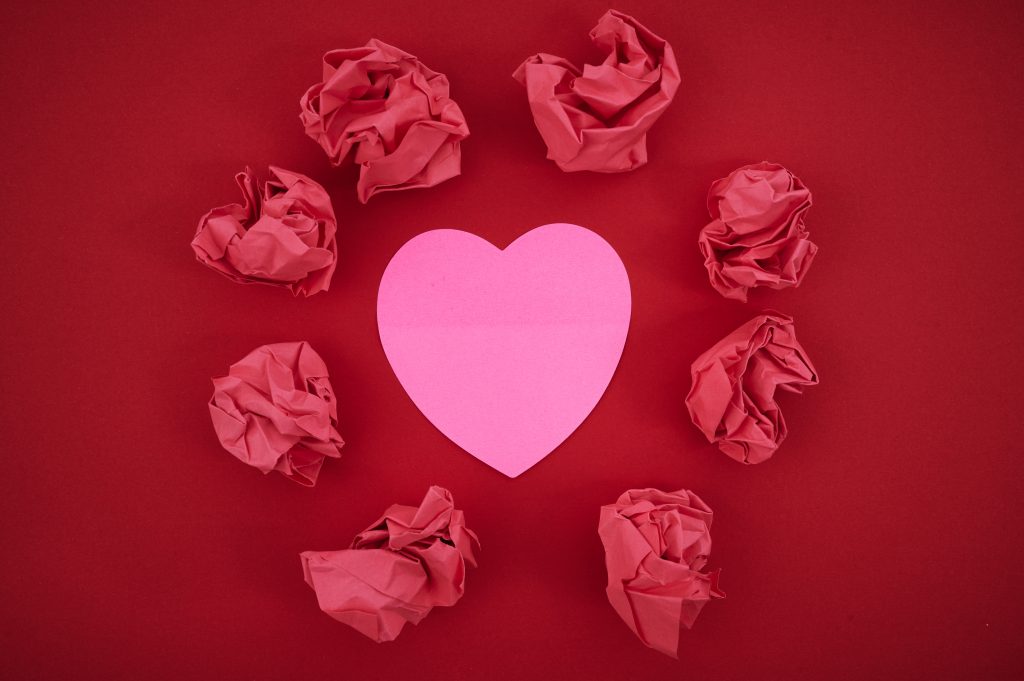 片想い見極め占い｜『先がないならフッて欲しい』この恋の脈＆あの人の本音