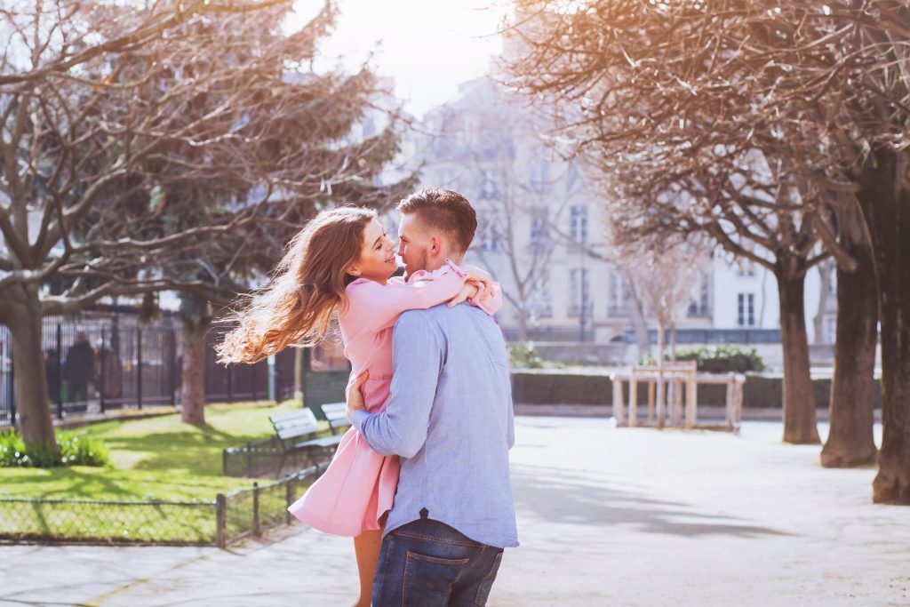 神谷奈月の恋愛占い｜私の気持ちに気づいたら…『彼はどうなる？』『迷惑？』