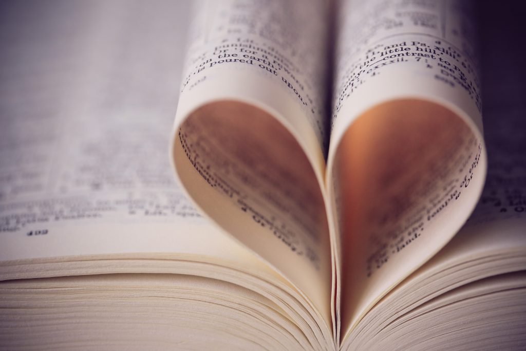 水晶玉子の恋愛占い｜急に態度が変わった彼◆『私…気に障る事言った？』変化の理由