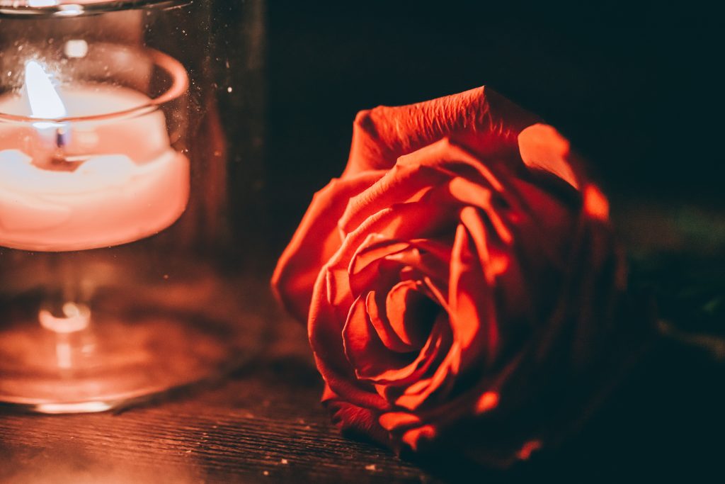 不倫占い｜『結論を先延ばししないで』この先、起こる関係変化