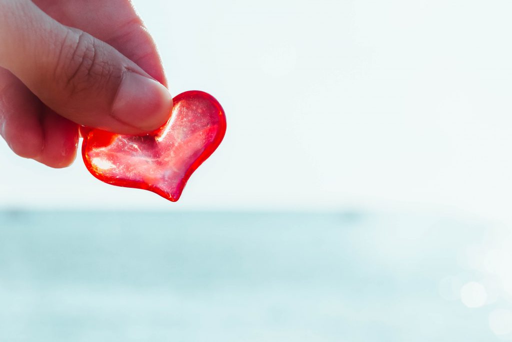 片想い占い｜ずっと愛している…『でも、もう疲れた』彼の恋本音