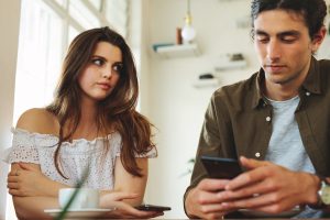 片想い占い|『私…失恋した?』あの人が冷たい態度をとる理由