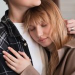 男性が幻滅してしまう「甘え方」&可愛いと感じる「甘え方」の違い