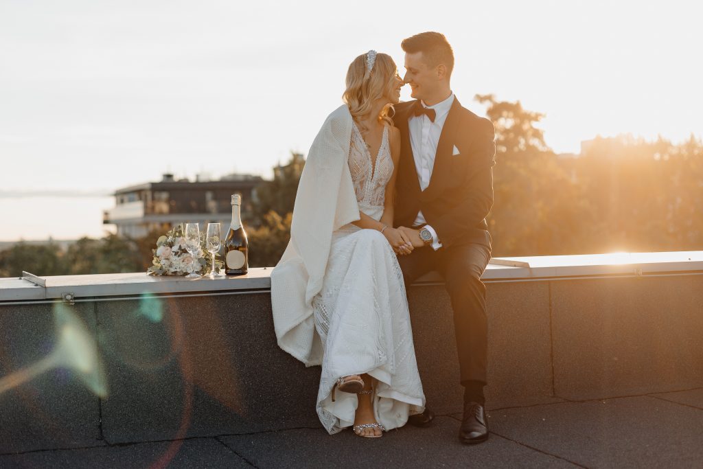 結婚占い｜この先、あなたの前に現れる結婚相手　⇒　〇〇さん