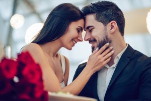 結婚占い|次あなたが交際する異性は ⇒ 《○○さん(X歳)》