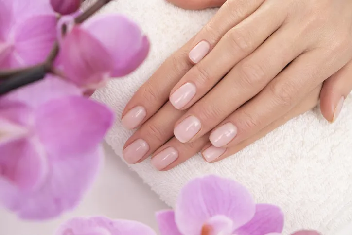 あなたはどのタイプ？「爪」の形で分かる、性格・恋愛傾向