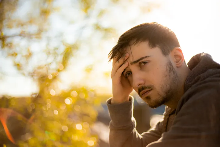 もうやっていけない…男性が恋人との「別れ」を考える心理とキッカケ