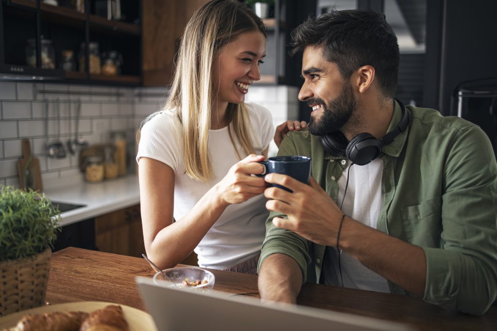 恋愛占い｜『恋心は自粛できない…』あなたへの想い・恋の転機