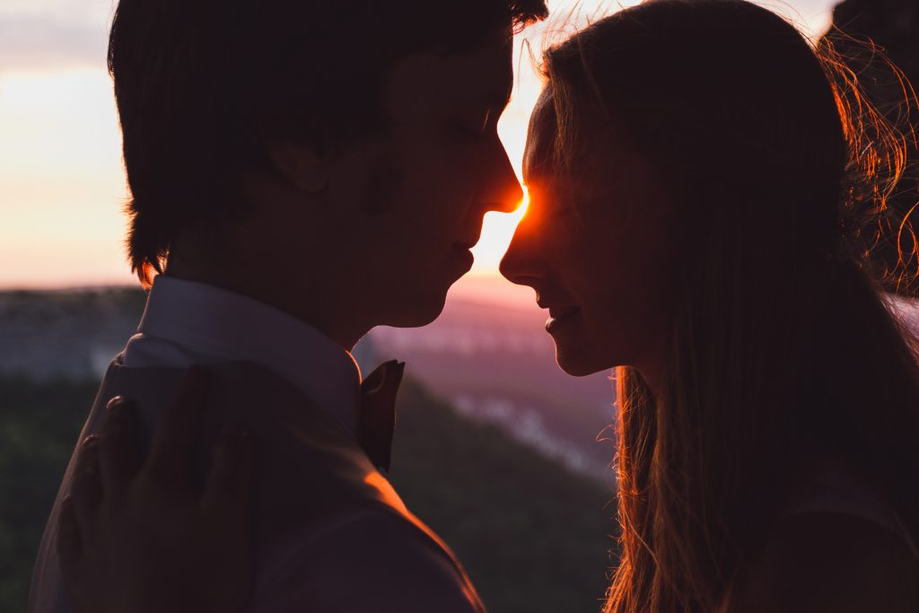 片想い占い｜『あの人…恋人いる？』あの人の恋愛状況・恋の脈