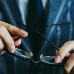 「不器用男子」が好きになる女性のタイプって?恋愛パターンについても紹介