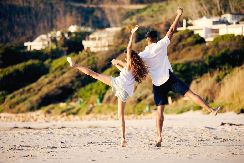 恋愛占い｜ここで「白黒」つけましょう！『彼はあなたを好き？』