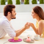 恋愛占い|今、あの人が彼女にしたいのは⇒【〇〇さん】