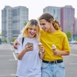 恋愛占い｜今さら好きは迷惑？友達延長線上の彼◆本音・あなたに求める関係