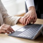 不倫に向いている人と向いていない人との違いって？