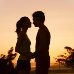 不倫占い｜『幸せ掴めるのはどっち？』継続⇔決別◆関係見極め占