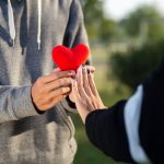 恋愛占い│【私を好き?今あの人の中に私はいる?】抱く本心・導き出す答え