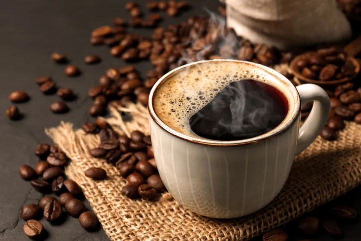 【風水】コーヒーで開運！　金運が上がる飲み方を紹介