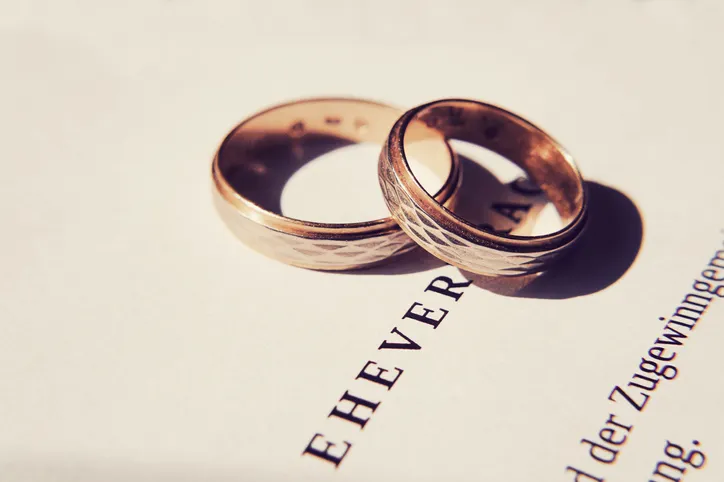 結婚占い｜婚活疲れた【年内、運命の人と出会える？】あなたの縁
