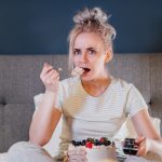 背徳感とは? 意味とそう感じる瞬間、罪悪感との違いを解説