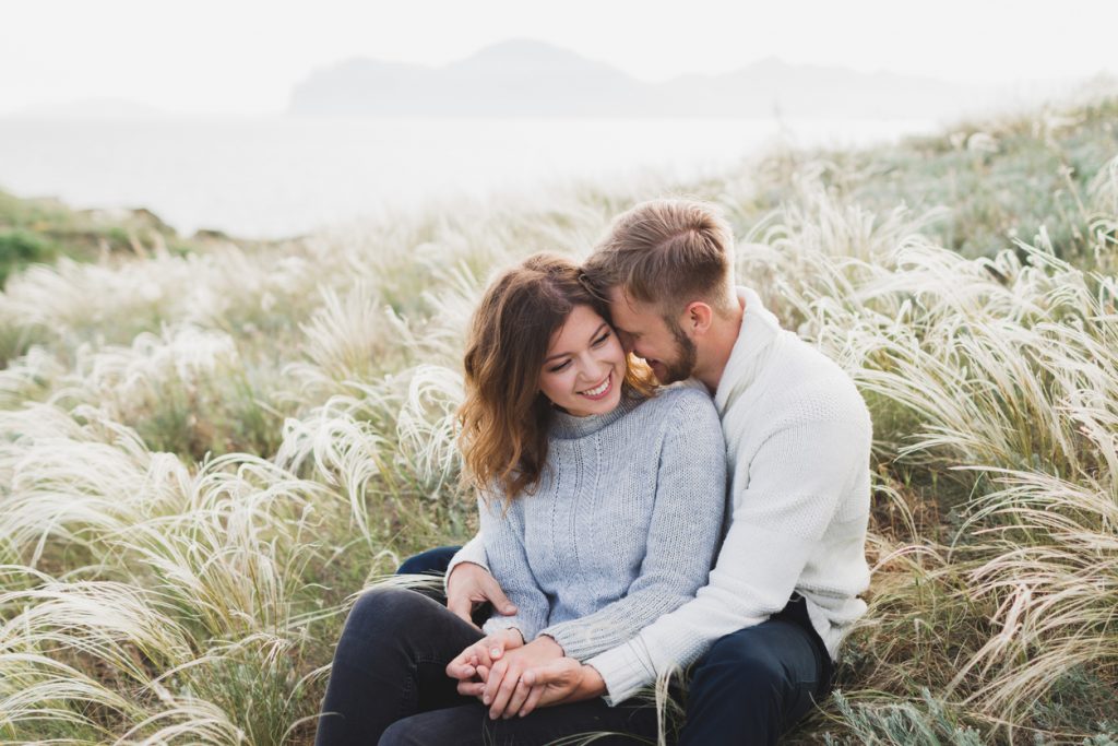 本音占い｜いい加減受け入れて【彼がベタ惚れの相手＝XXさん】本音