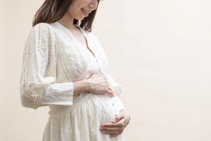 夢占い｜妊娠する夢の意味とは？状況別の暗示39選