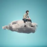 夢占い|空を飛ぶ夢の意味とは?飛び方・相手別暗示28つ