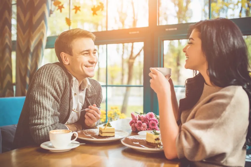 算命学｜恋人にしたい？対象外？【今、あの人があなたに向ける感情】