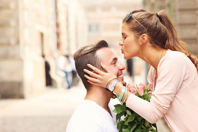 恋本音占い｜今あの人は私がウザい？実は両想い？あなたへの思惑