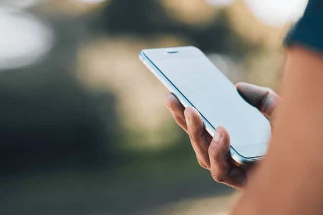 1人で見て【あの人のスマホと異性仲】連絡相手・あなたの格付