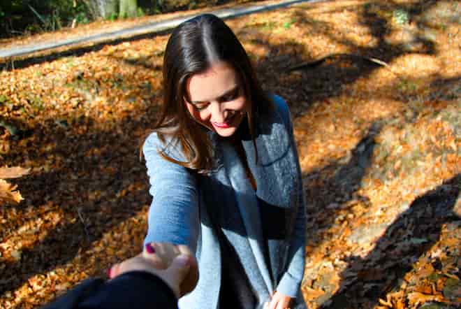 遠慮して言わないだけ【あの人があなたに想う本音】話さない理由