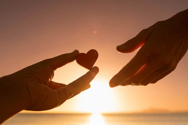 名前から丁寧に解説⇒あなたの運命の結婚◆伴侶/次出会い