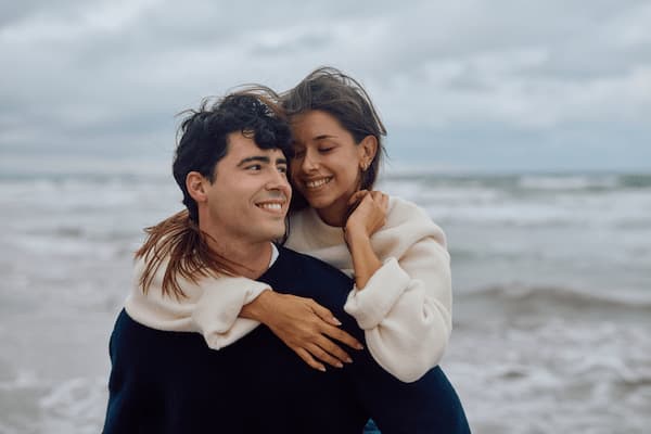 【年の差愛に決断下す】年下の相手◆あなたを好き?どんな存在?