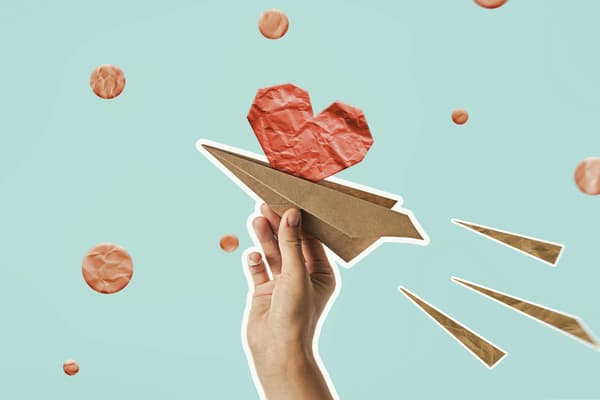 連絡ない。LINEしたいけど怖い……諦めるべき？　2人の脈