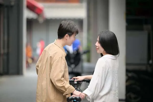 遠慮してる？壁がある？微妙な距離感のあの人◆あなたへの想い