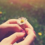 同じ職場の彼……交際の可能性アリ？　あなたの存在・恋タイプ