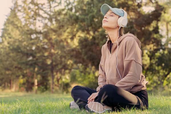 ロクに会話ナシ…避けられてる?あの人の本心◆態度理由