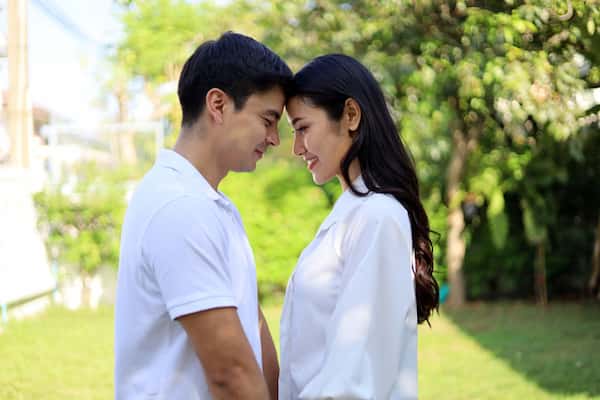 恋愛占い｜会話続かない/気まずい…あの人との進展は難しい？